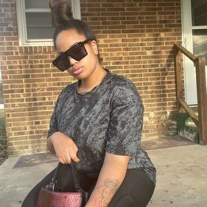 Light weight pattern shirt